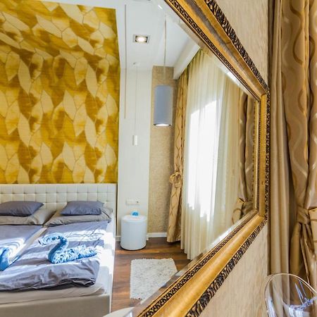 Chain Bridge Studio Apartment بودابست المظهر الخارجي الصورة