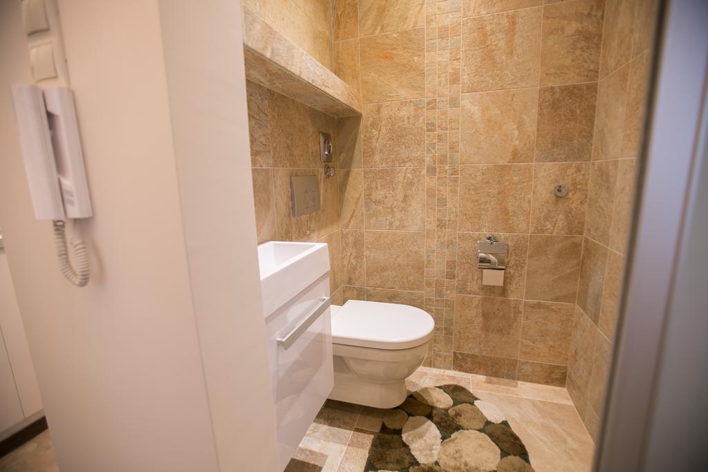 Chain Bridge Studio Apartment بودابست المظهر الخارجي الصورة